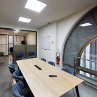 Bureau privé 300 m² 42 postes Coworking Rue d'Enghien Paris 75010 - photo 3